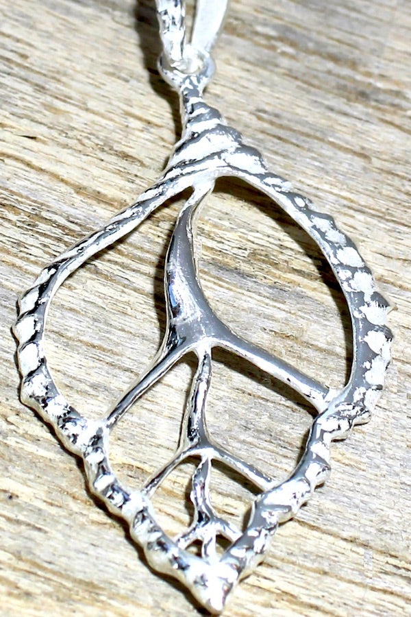 Maldives Open Sea Shell Necklace