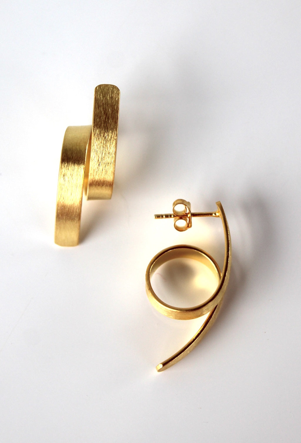 Caracola Large Spiral Stud Earrings - Gold