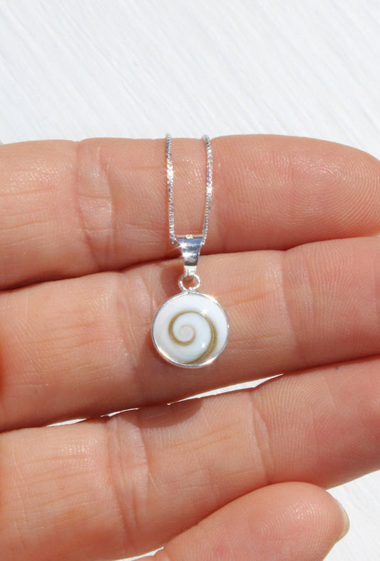 Mini Round Shiva Eye Shell Necklace