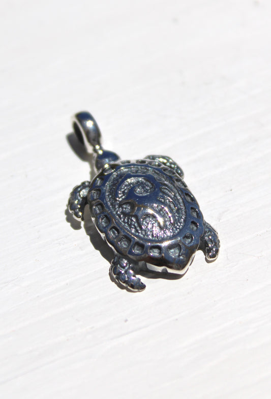 'Honu' Turtle Tribe Pendant