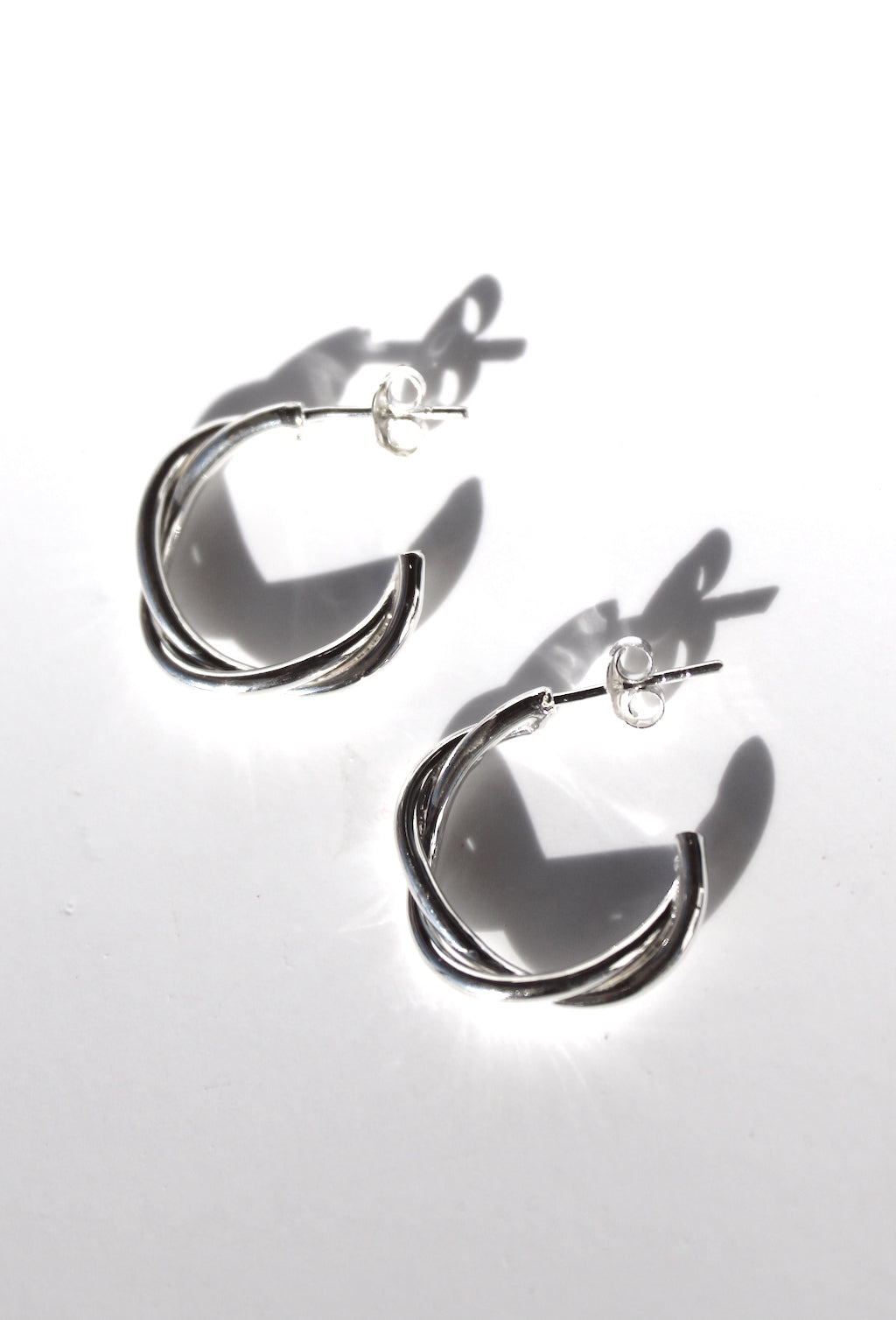 Alba - Silver Twist Hoop Earrings